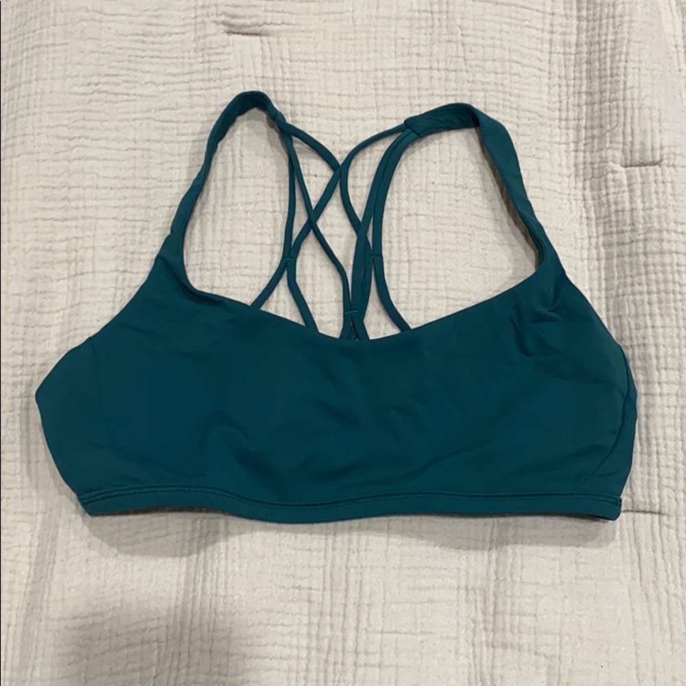Team lululemon sports bra